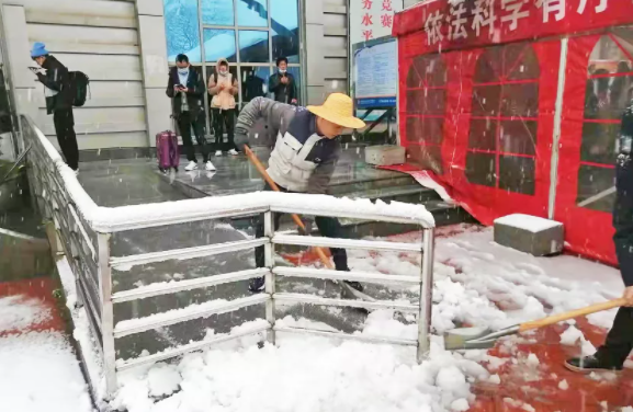 九江長運(yùn) 戰(zhàn)風(fēng)雪 保平安 保暢通