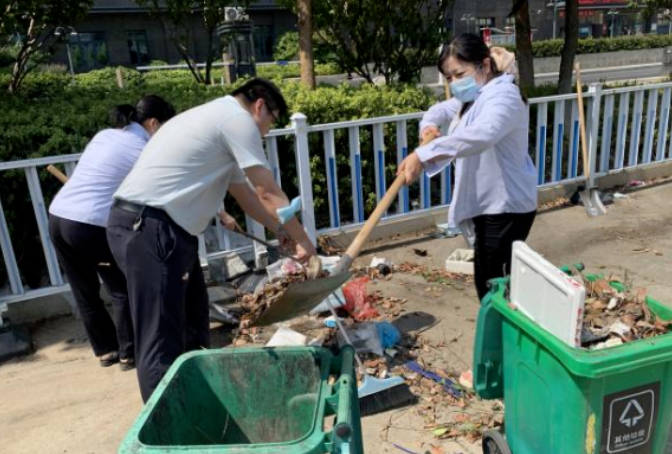 都市城際公交 大通物流 高溫酷暑 擋不住創(chuàng)建腳步